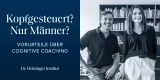 Vorurteile über Cognitive Coaching. Nur was für Männer? Kopfgesteuert? Lässiges Foto von Katrin und Daniel Holzinger, die sich am Schreibtisch anlehnen